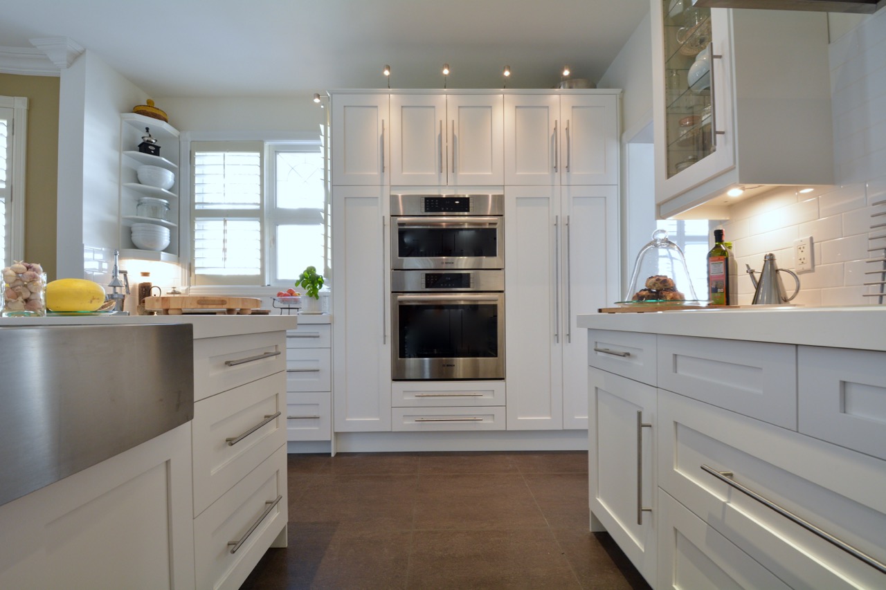 White shaker doors for kitchen cabinets